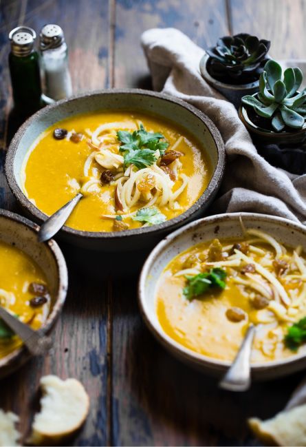 Creamy Sweet Potato Cauliflower Curry Soup